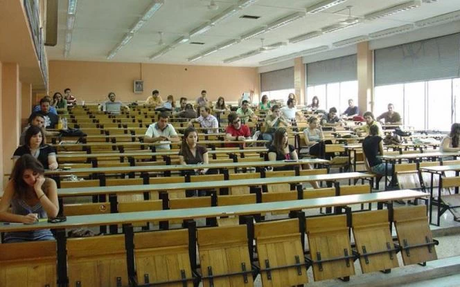 Έρχεται το τέλος των «αιώνιων» φοιτητών – Ποιες εξαιρέσεις θα γίνουν στο μεταβατικό στάδιο